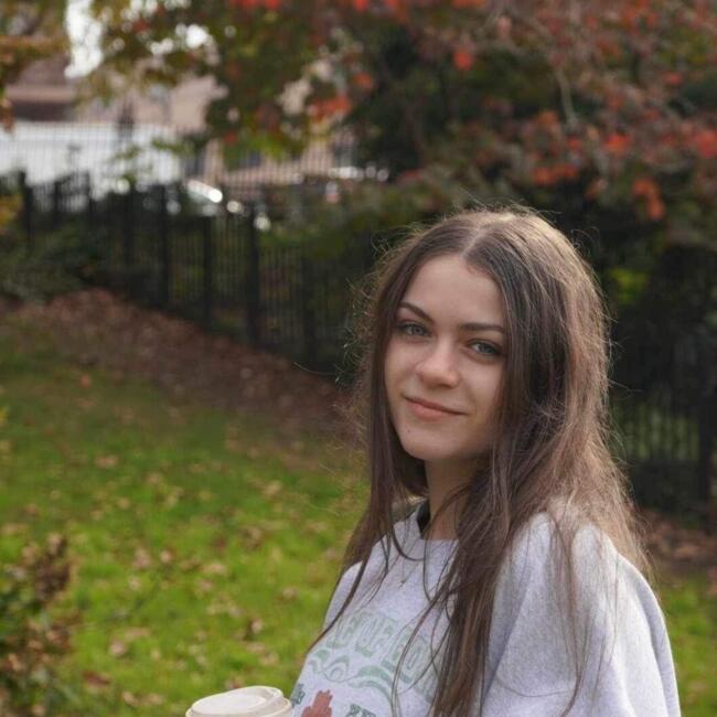 Babysitter in Brooklyn: Violet