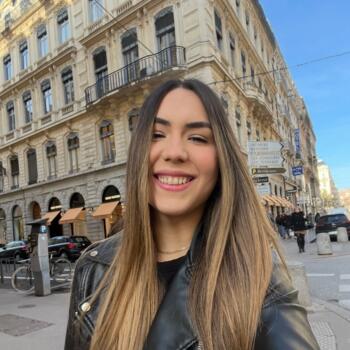 Babysitter in Villeurbanne: Heliana