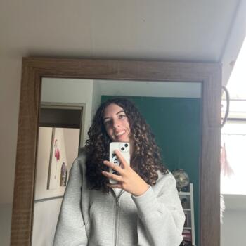 Babysitter Wahagnies: Lea