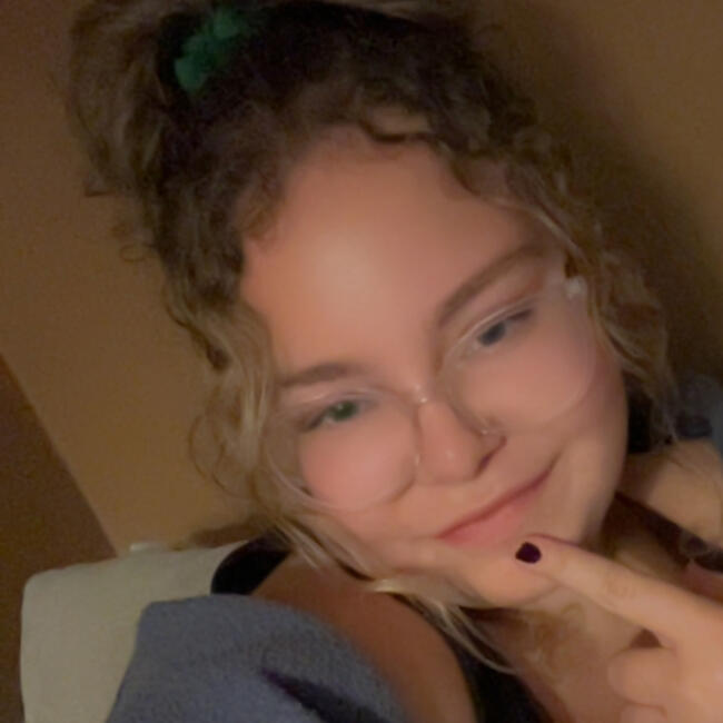 Babysitter in Colchester: Caitlyn