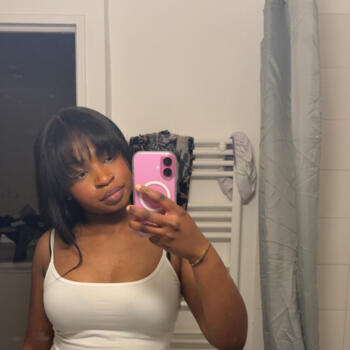 Babysitter in Verrières-le-Buisson: Safiatou