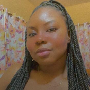 Babysitting job in San Fernando: babysitting job Khadija