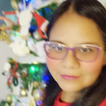 Babysitter in San Fernando: Emily