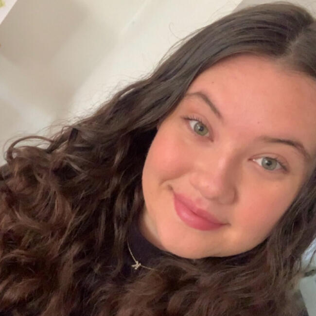 Babysitter in Sydney: Katie