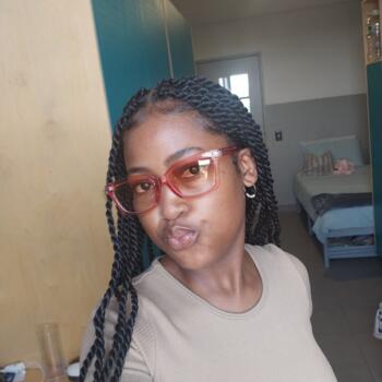 Babysitter Pretoria: Mosima Tshegofatso