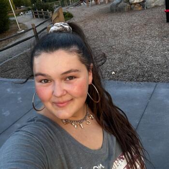 Babysitter in Redding: Pearl