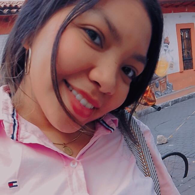 Babysitter in Bogotá: Yaire Yanes