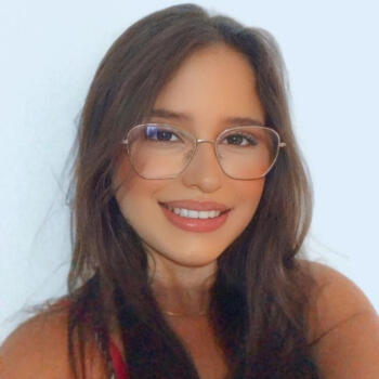 Babysitter in Parnamirim: Yara