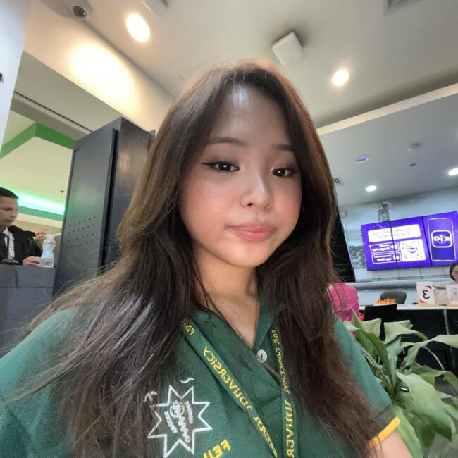 Babysitter in Manila: Averie