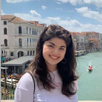 Canguro en Avilés: María