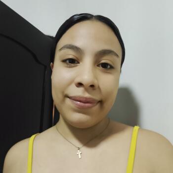 Babysitter in Manta: Kiara