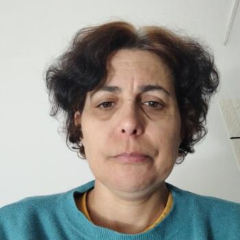 Babysitter in Vila Nova de Famalicão: Anabela