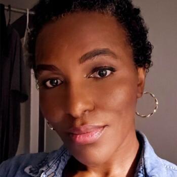Babysitter στην περιοχή Κάλγκαρι: Halima Susan