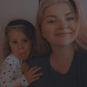 Babysitting job in Brisbane: babysitting job Jasmin