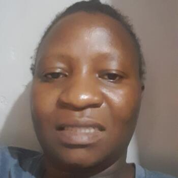 Babysitter in Midrand: Sikhonzile