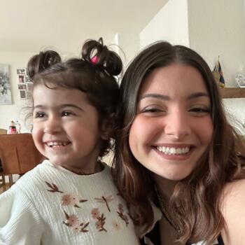 Babysitter in Dübendorf: Leonita