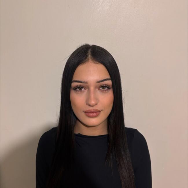 Nanny in Montereau-Fault-Yonne: Celia