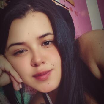 Trabajo para niñera en Bogotá: trabajo de niñera Paola