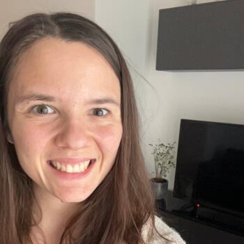 Babysitter in Graz: Laura