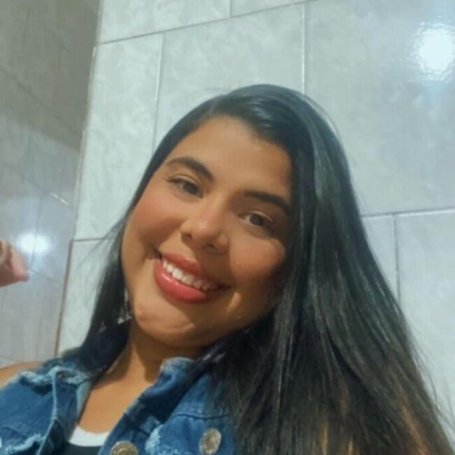 Babysitter em Coimbra: Clara