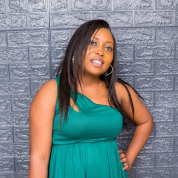 Nanny Roodepoort: Jue