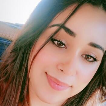 Nanny in Saint-Etienne: Hanane