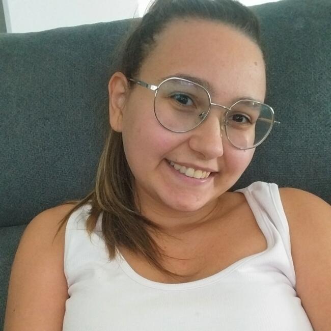 Babysitter em Chamusca (Distrito de Santarém): Stéphanie