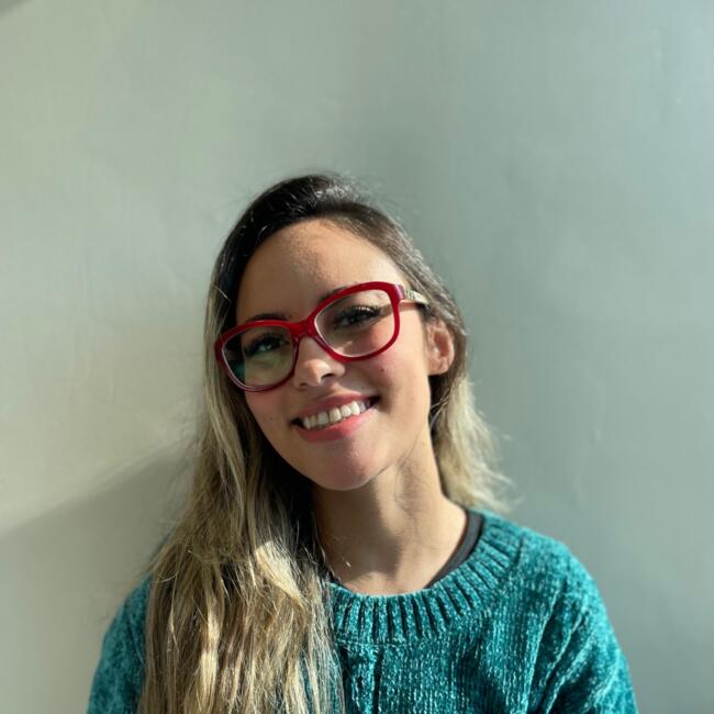 Babysitter in Esteio: Victória