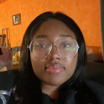 Babysitter in Créteil: Lou-Ann