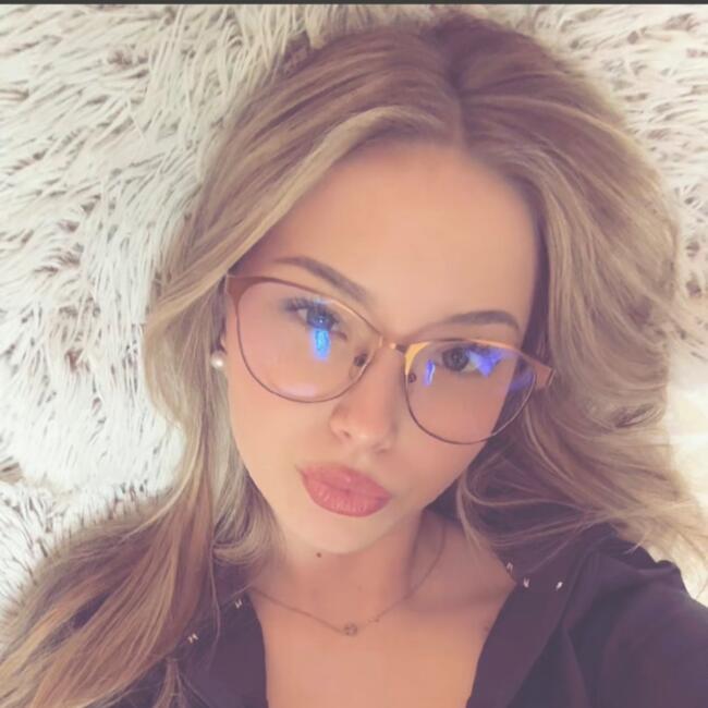 Babysitter in Jablonec nad Nisou: Eliška