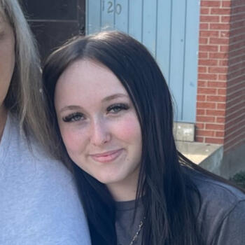Babysitter in Coopersville (Michigan): Destiny