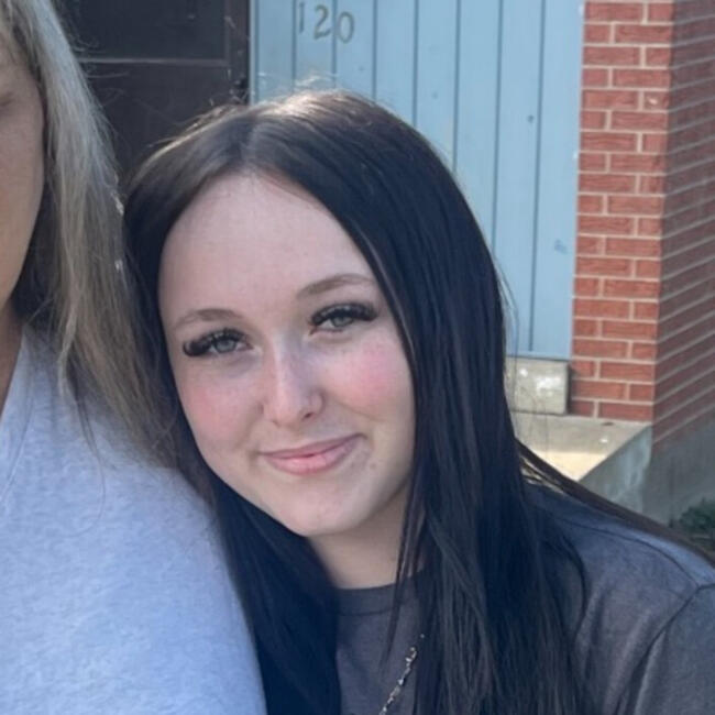 Babysitter in Coopersville (Michigan): Destiny