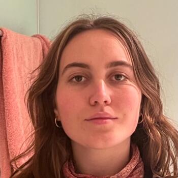 Baby-sitter in Hobart: Immy