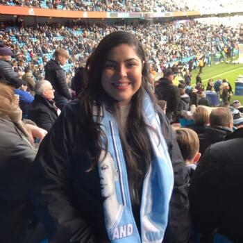 Babysitter in Schwechat: Letícia