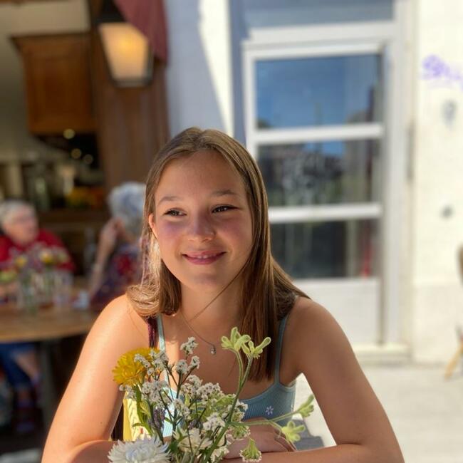 Babysitter in Paris: Julie