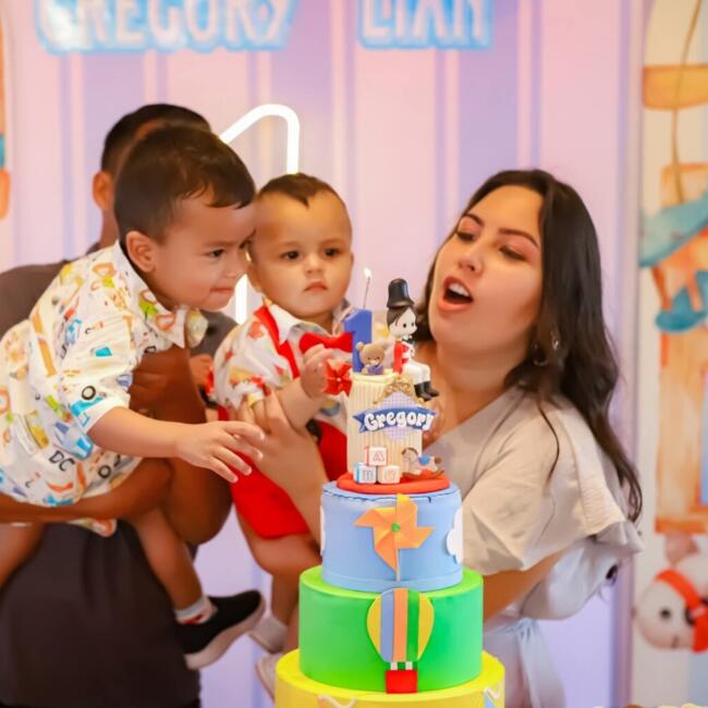 Emprego de babá em Ponta Grossa: Larissa