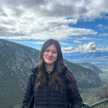 Babysitter in Holling: Leevana