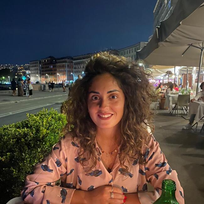 Babysitter in Casoria: Ambra