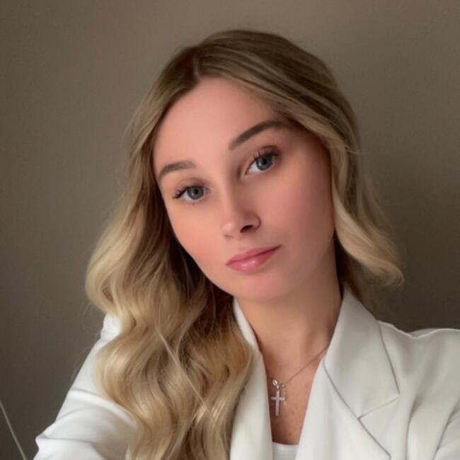 Babysitter in Moeskroen: Stesy