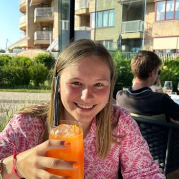 Babysitter in Waregem: Faye