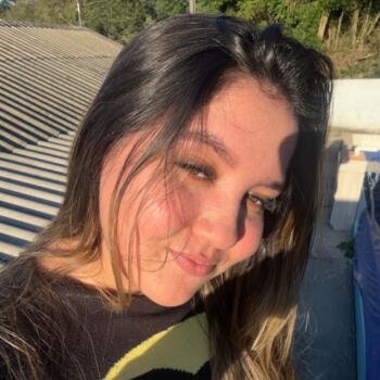 Emprego de babá em Ponta Grossa: emprego de babá Camila