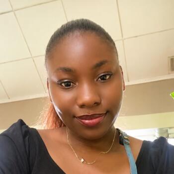Babysitter Abidjan: Brou Ruth Ayêla