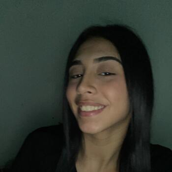 Babysitter in Sint-Gillis: Sheryn