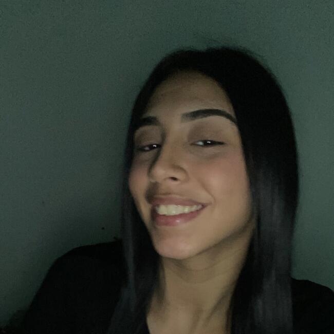 Babysitter in Sint-Gillis: Sheryn