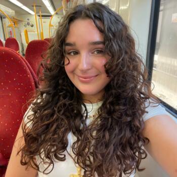 Babysitter em Porto: Dina