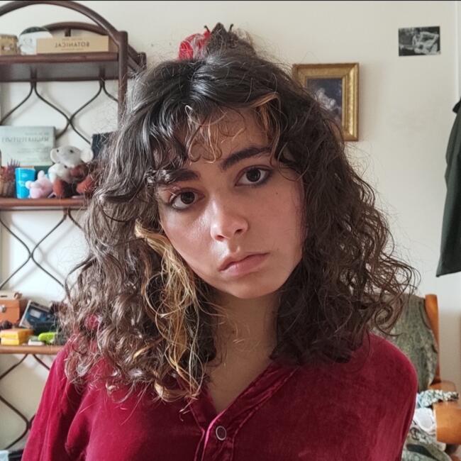 Babysitter in Issy-les-Moulineaux: Lili