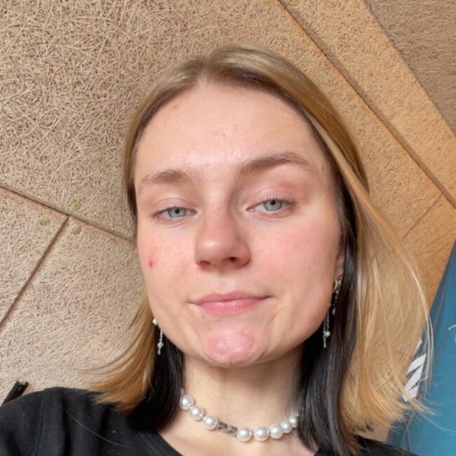 Babysitter in Kapellen: Simone