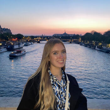 Babysitter in Chaville: Julie