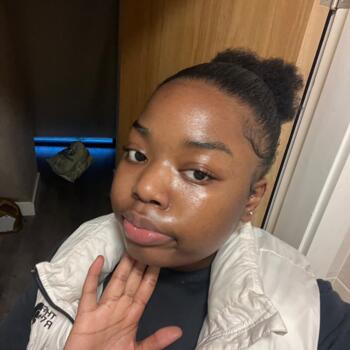 Babysitter in Galway: Ciara