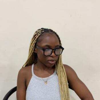 Babysitter in Billère: Gabrielle Sara